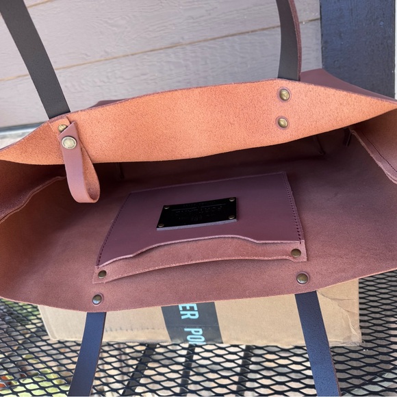 Portland Leather Sunkissed OVERSIZED Leather Tote - Picture 4 of 5